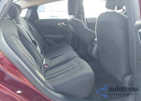 2016 Chrysler 200 Limited z USA, uszkodzony, nr VIN 1C3CCCAB2GN172196